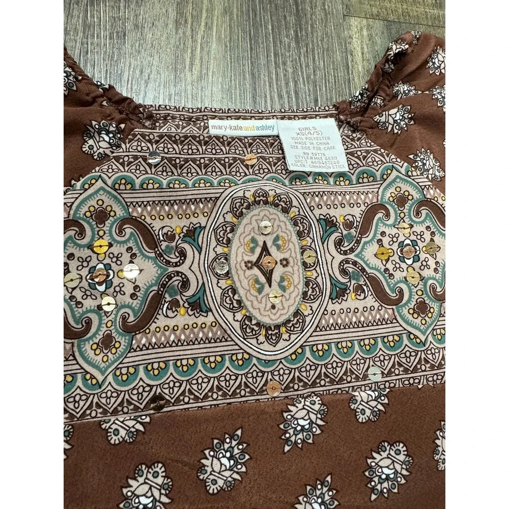 Mary-Kate and Ashley Girls XS 4/5‎ Cinnamon Paisley Sequin Bell Sleeve Tunic Top